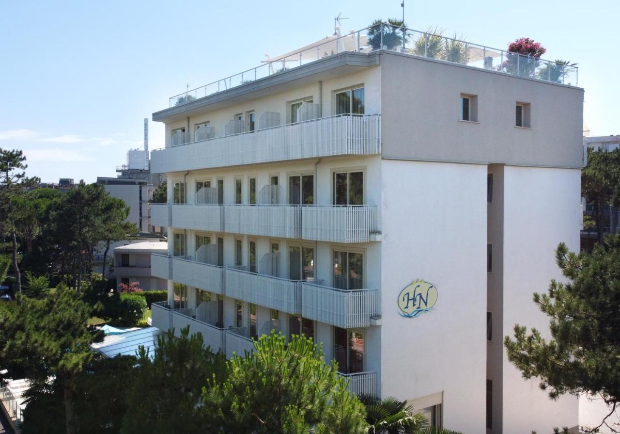 Hotel Meuble Nazionale Lignano Sabbiadoro Ngoại thất bức ảnh