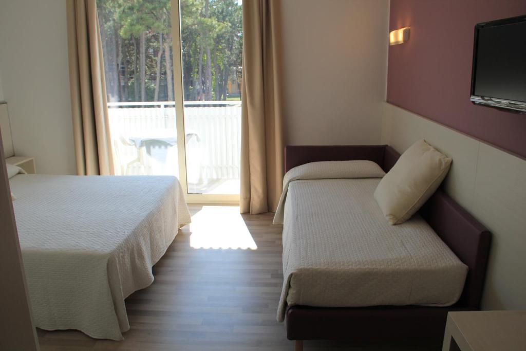 Hotel Meuble Nazionale Lignano Sabbiadoro Phòng bức ảnh